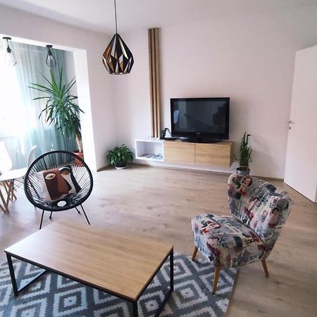 Apartman Lena Apartment ทูซลา ภายนอก รูปภาพ