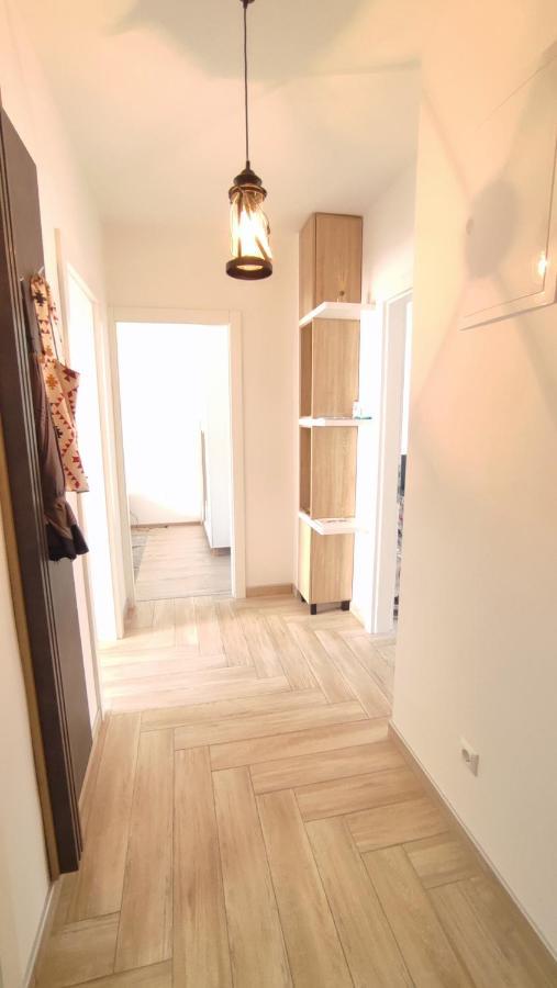 Apartman Lena Apartment ทูซลา ภายนอก รูปภาพ